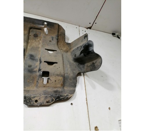 Защита двигателя передняя