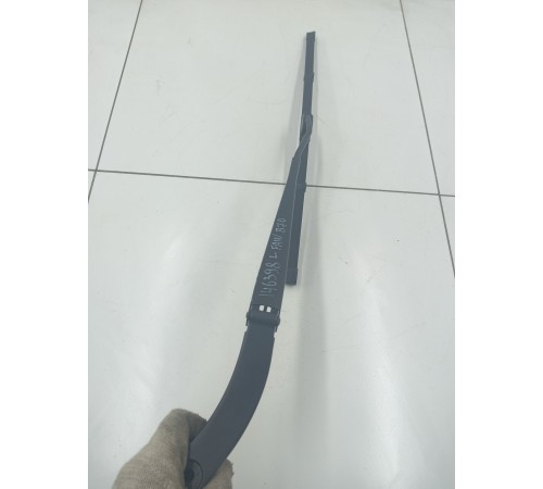 Поводок стеклоочистителя левый