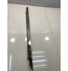 Накладка (передняя, правая)