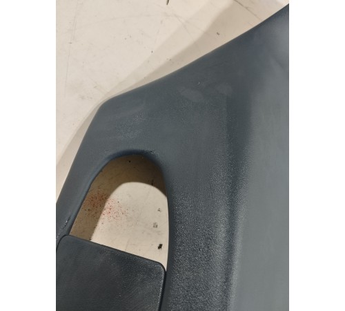 Обшивка задней стойки (правая верхняя)