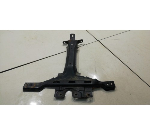 Кронштейн замка капота