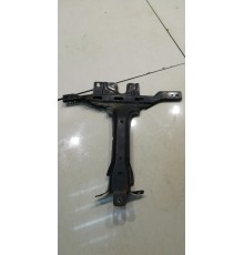 Кронштейн замка капота