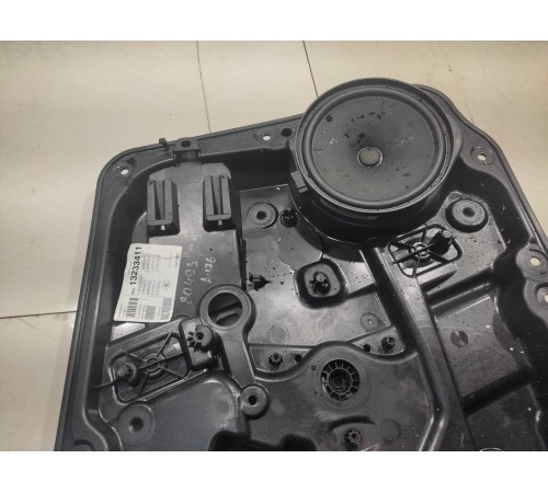 Стеклоподъемник двери(передний левый)