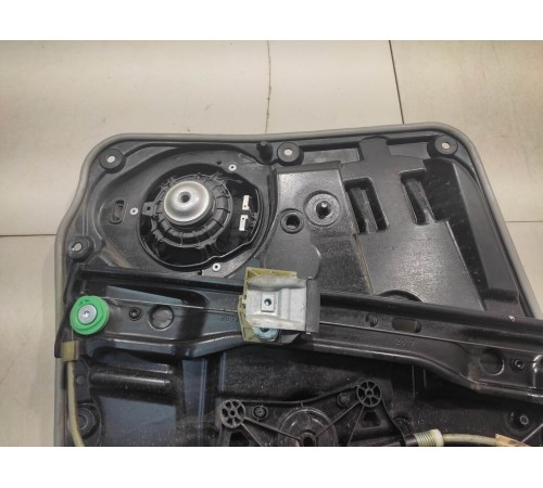 Стеклоподъемник двери(передний левый)