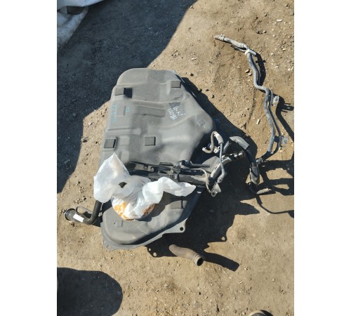 Бак топливный