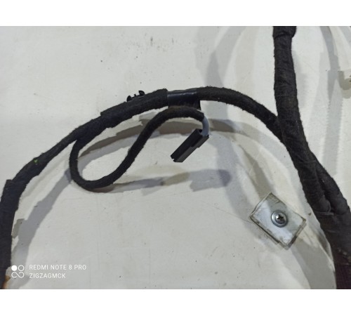 Электропроводка задней двери