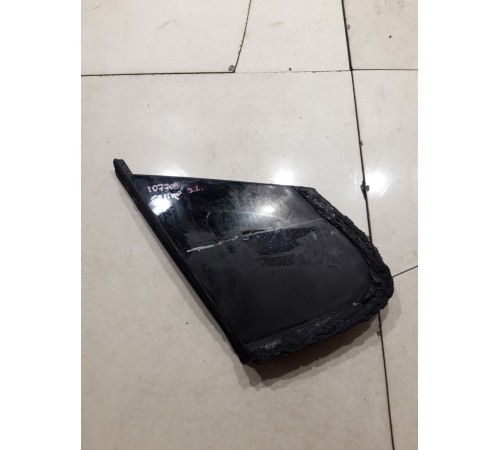 Глухое стекло(заднее левое)