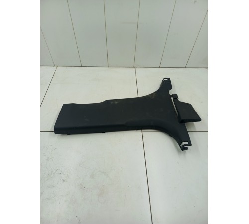 Обшивка центральной стойки левая нижняя