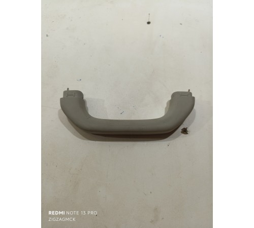 Ручка центральной стойки задняя левая