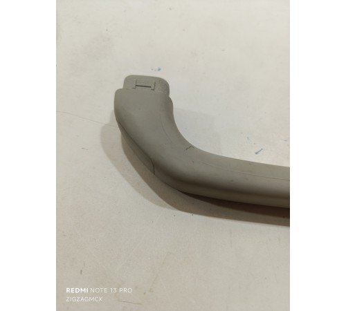 Ручка центральной стойки задняя левая