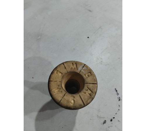 Отбойник амортизатора (передний правый)