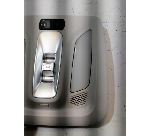 Плафон освещения салона