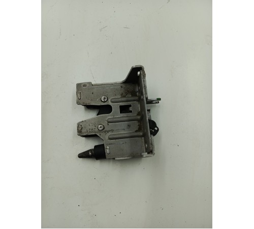 Замок распашной двери