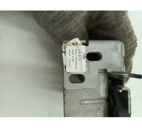 Замок распашной двери