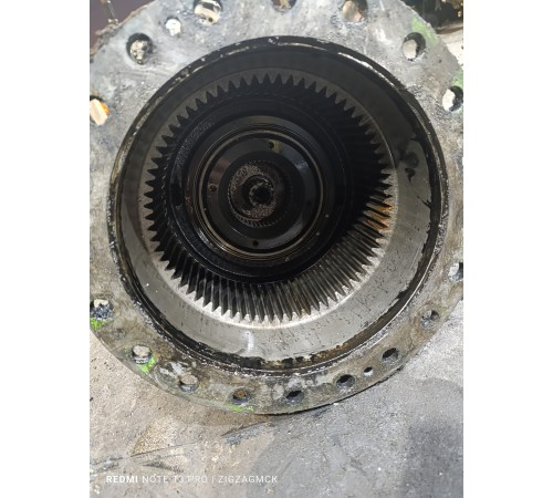 Гидро мотор с поворотным редуктором