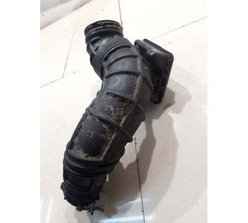 Патрубок воздушного фильтра