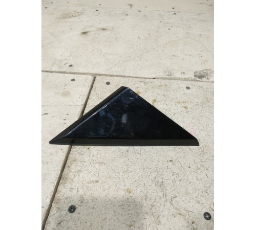 Накладка двери передней левой наружний треугольник