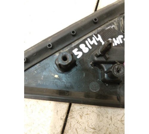 Накладка двери передней левой наружний треугольник