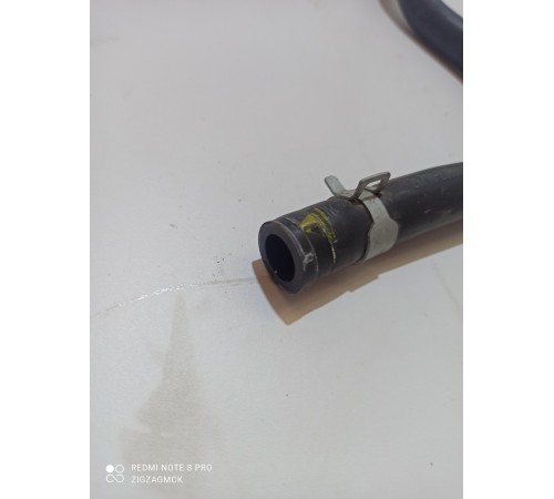 Патрубок вентиляции картерных газов