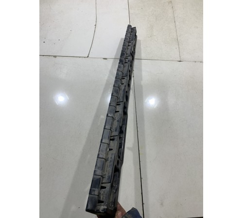 Кронштейн(крепление) средний правый