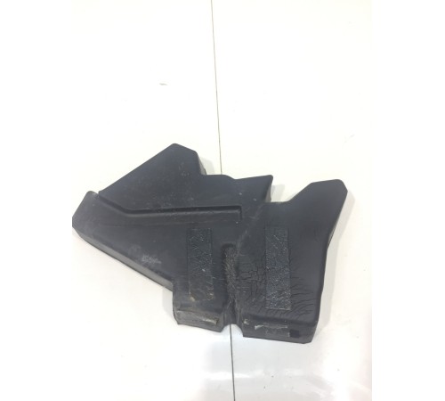 Уплотнитель жабо левый