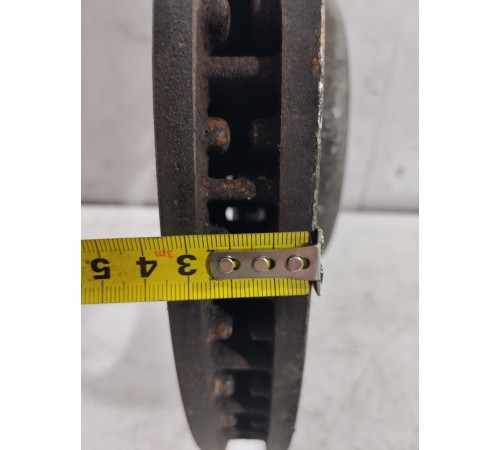 Тормозной диск передний левый