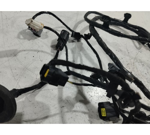 электропроводка крышки багажника