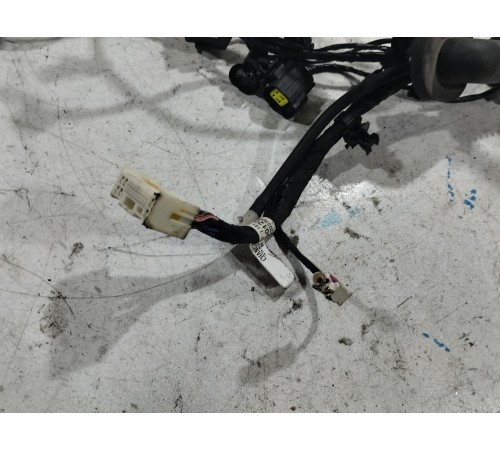 электропроводка крышки багажника