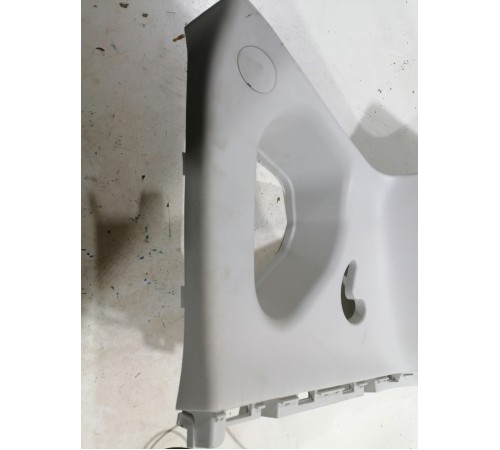 Обшивка стойки задняя правая