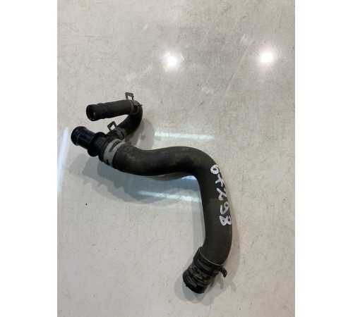 Патрубок системы охлаждения