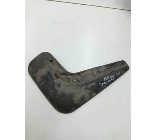 Брызговик задний правый