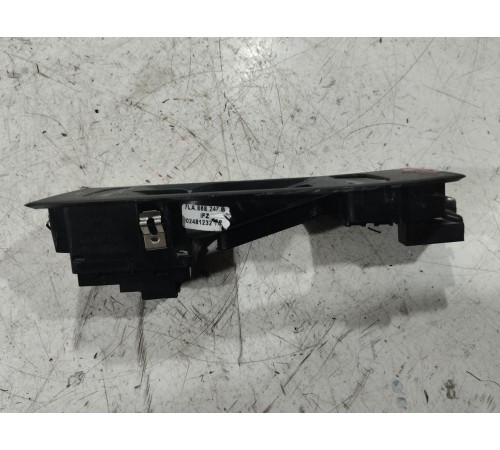 Блок управления стеклоподъемниками передний левый