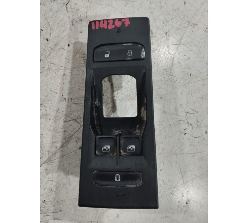 Блок управления стеклоподъемниками передний левый