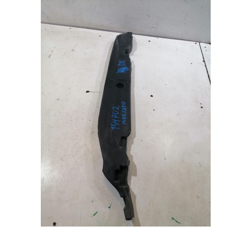 Уплотнитель крыла правый