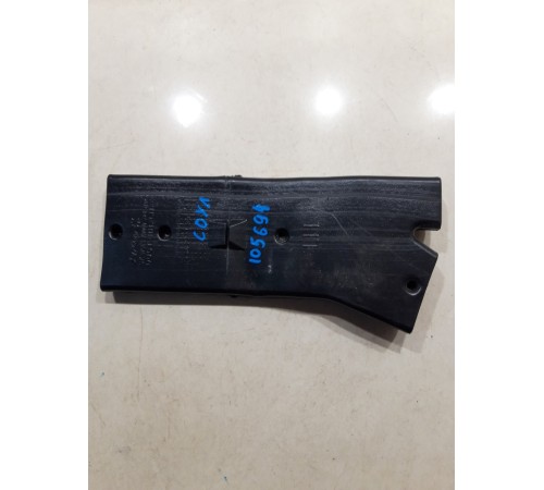 Воздуховод отопителя (передний, левый)