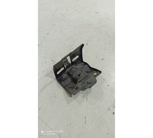 Кронштейн(крепление) радиатора правый