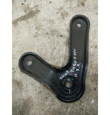 Задний левый кронштейн подрамника