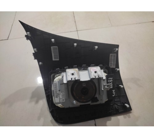 Подушка безопасности пассажира