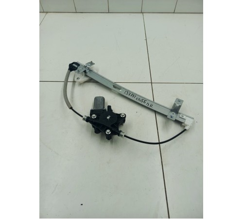 Стеклоподъемник передний правый