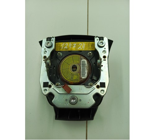 Подушка безопасности водителя