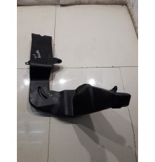 Воздуховод (передний, правый)