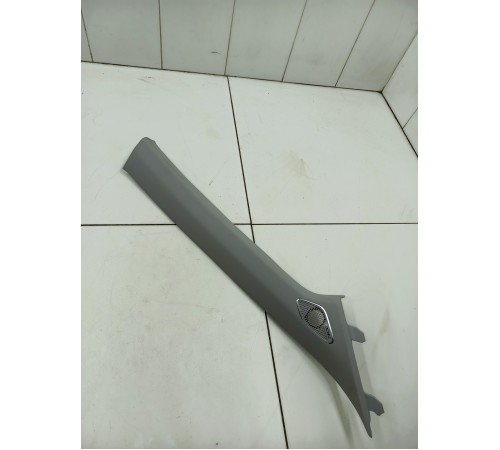 Обшивка стойки лобового стекла правая