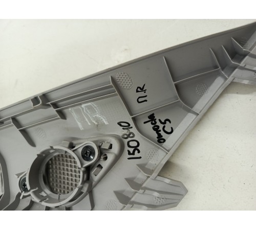 Обшивка стойки лобового стекла правая