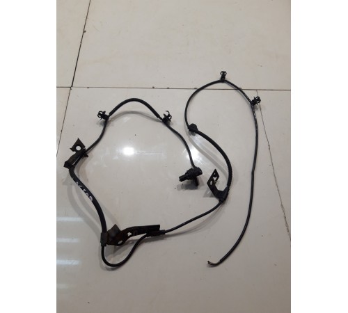 Датчик ABS (передний, правый)