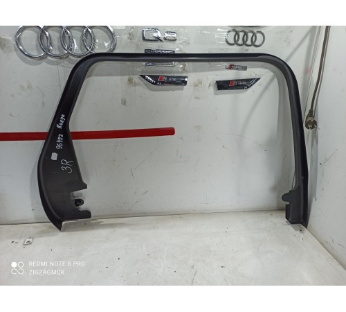 Накладка двери (задняя правая внутренняя)