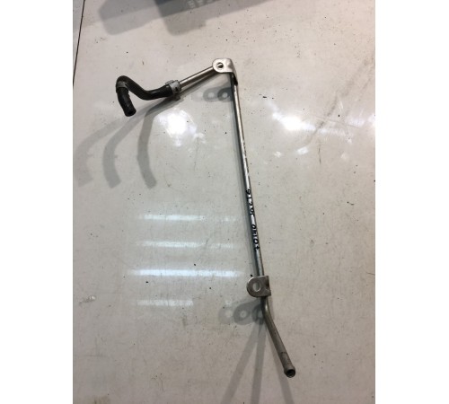 Трубка топливная