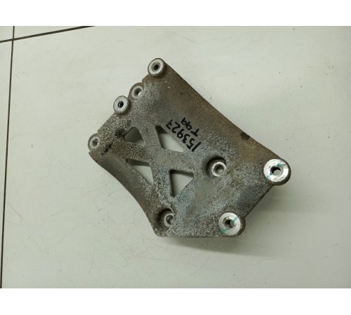 Кронштейн генератора