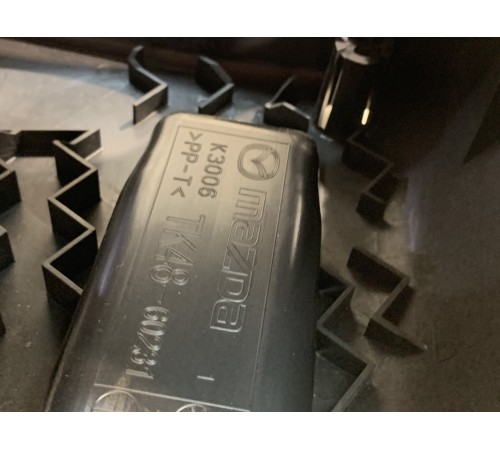 Кожух рулевой колонки