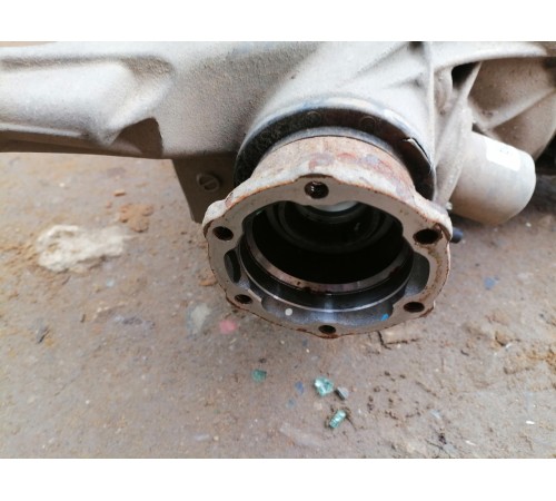 Задний редуктор