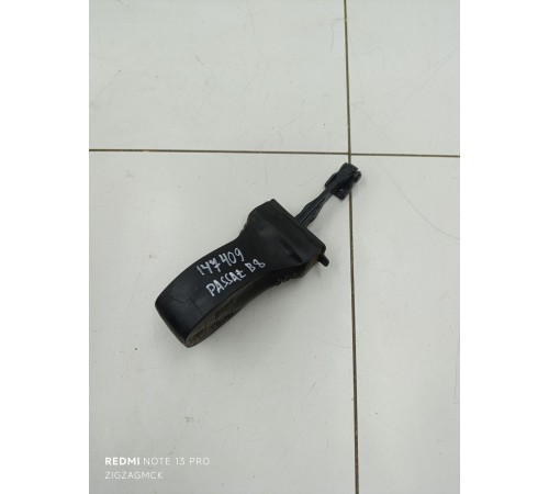 Ограничитель двери передний правый